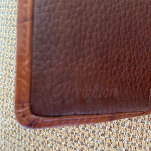 Brighton Wallet - Picture 5 of 7